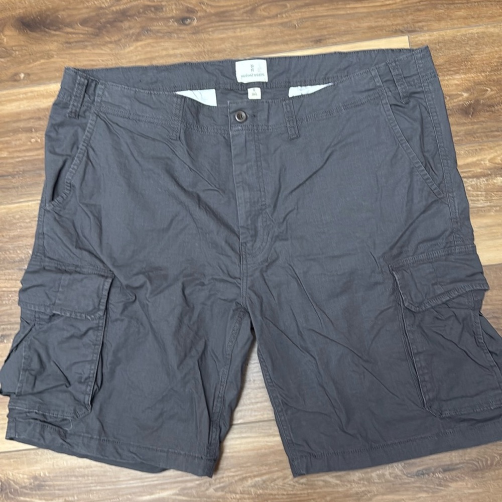 Mutual weave cargo shorts.